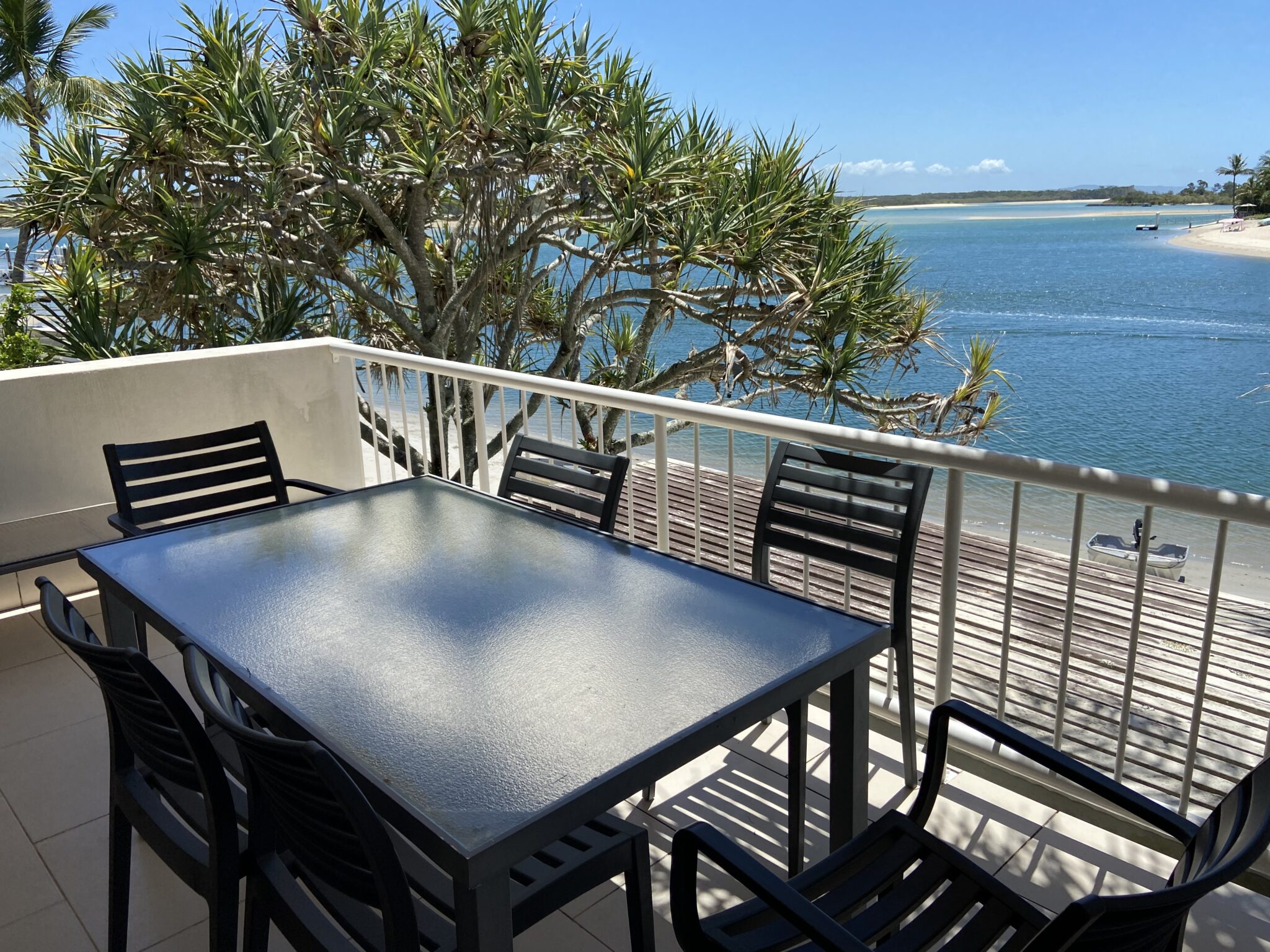 Absolute Riverfront Noosa Photos Skippers Cove